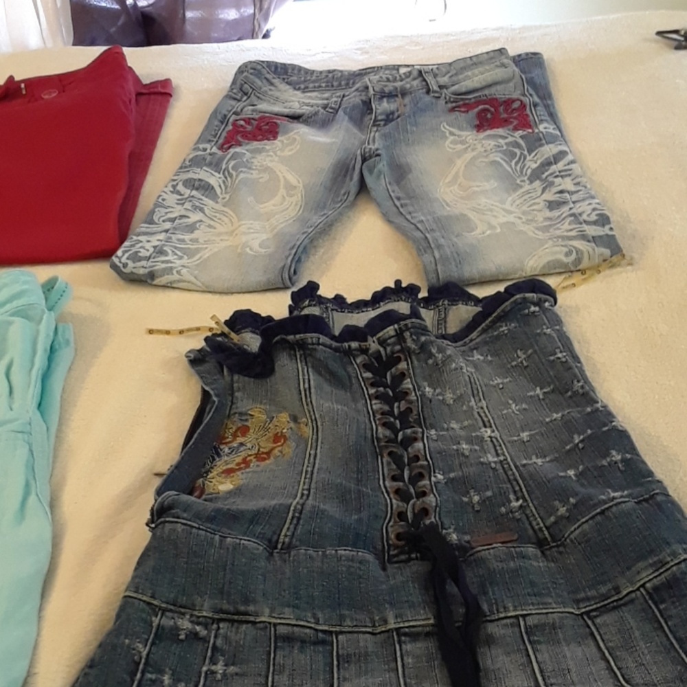 Women fashionable jeans all sz